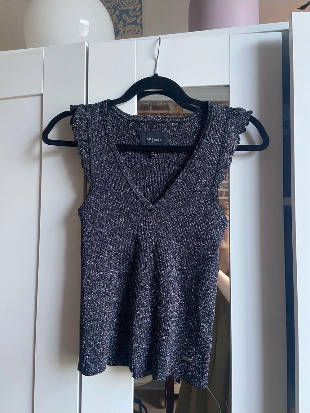 Kosiuko Metallic Knit V-Neck Tank Top — Black/Silver